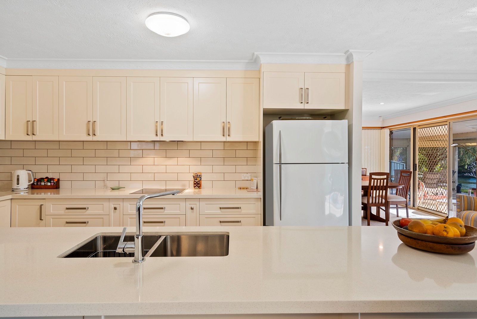 19 Kentia Court ELANORA 7