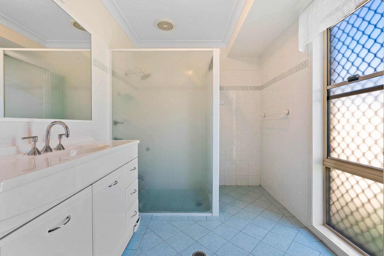 19 Kentia Court ELANORA 14