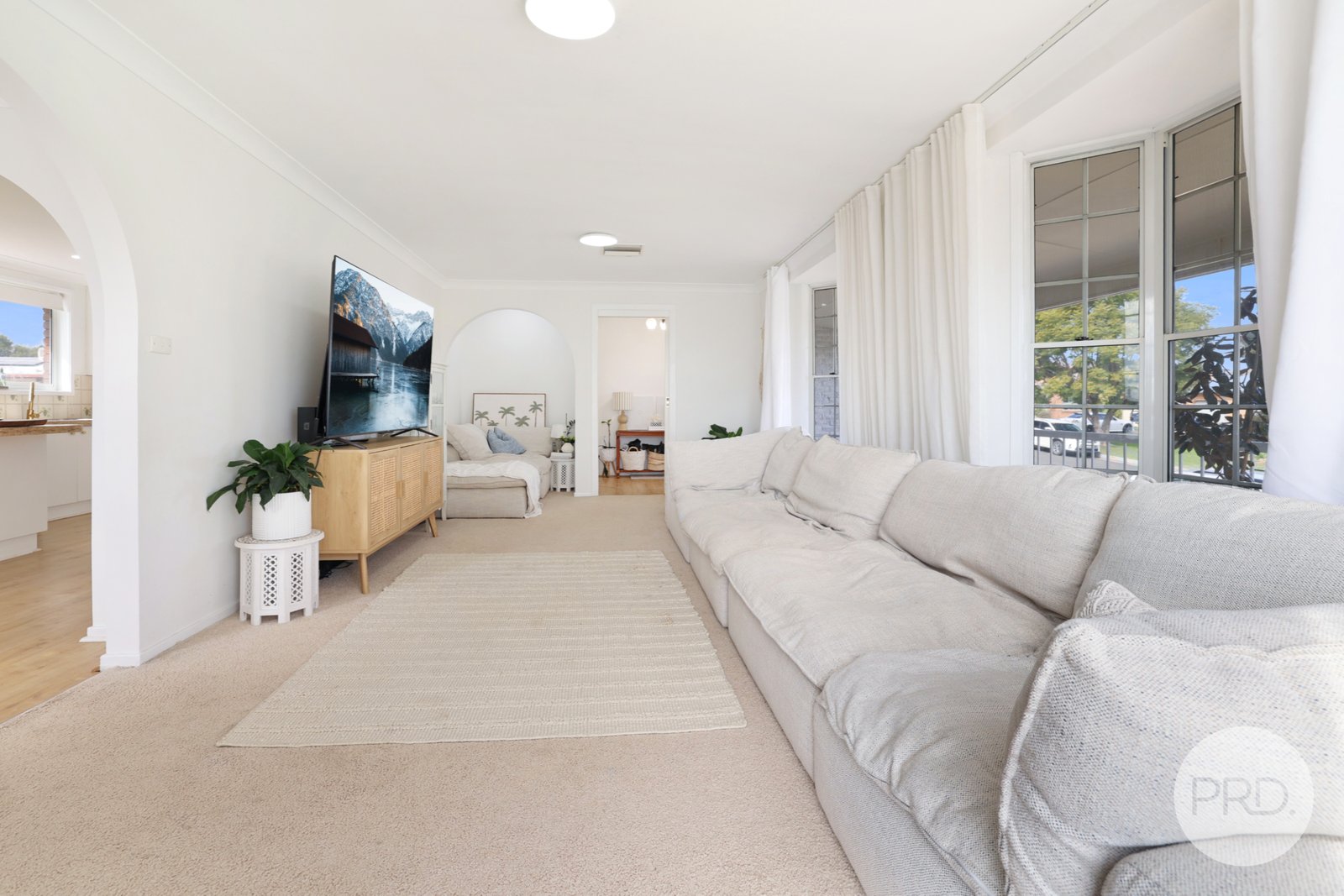 19 Kinarra Street TAMWORTH 12