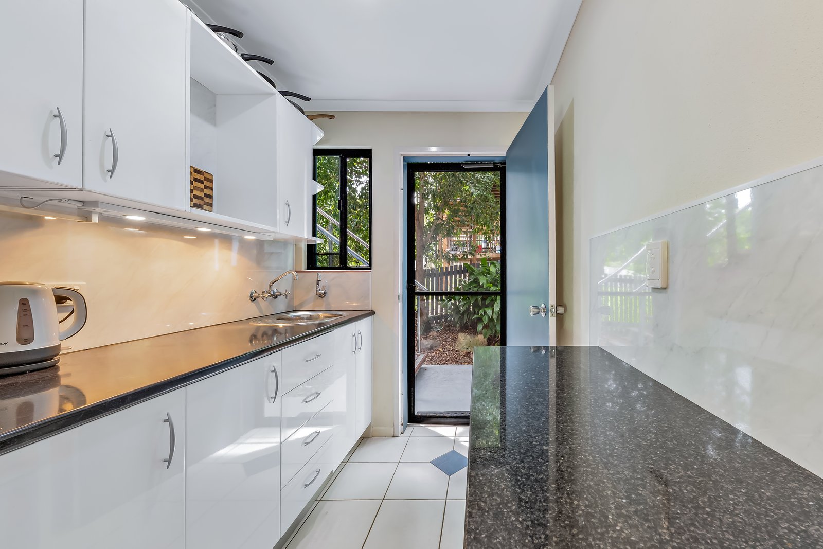 19 Kingfisher Terrace JUBILEE POCKET 13