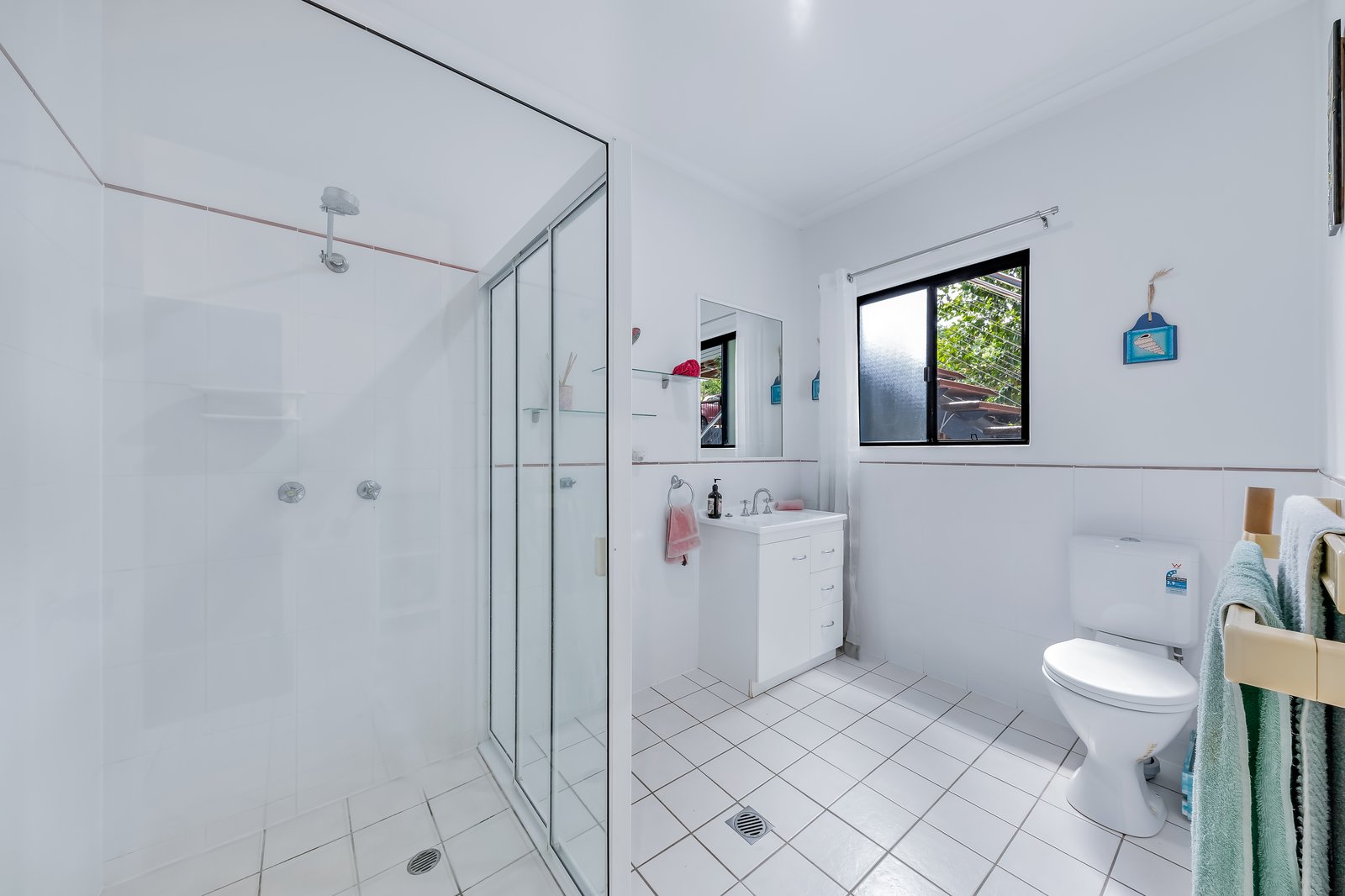 19 Kingfisher Terrace JUBILEE POCKET 14