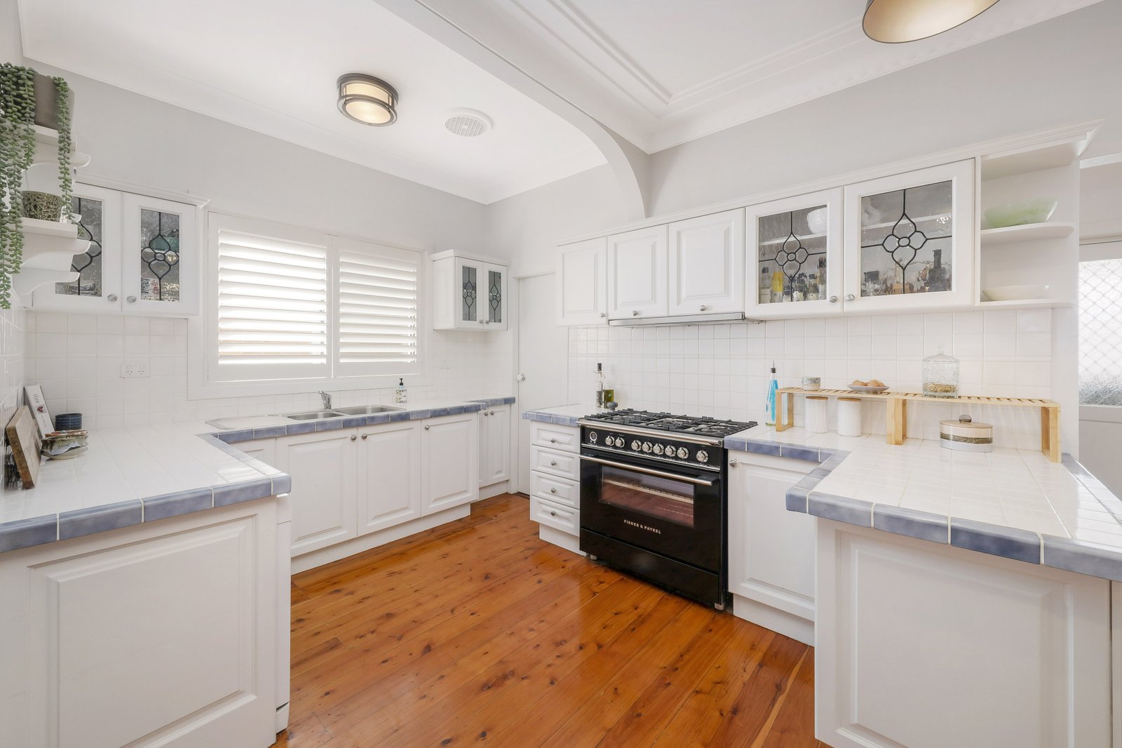 19 Kinsel Avenue KINGSGROVE 5