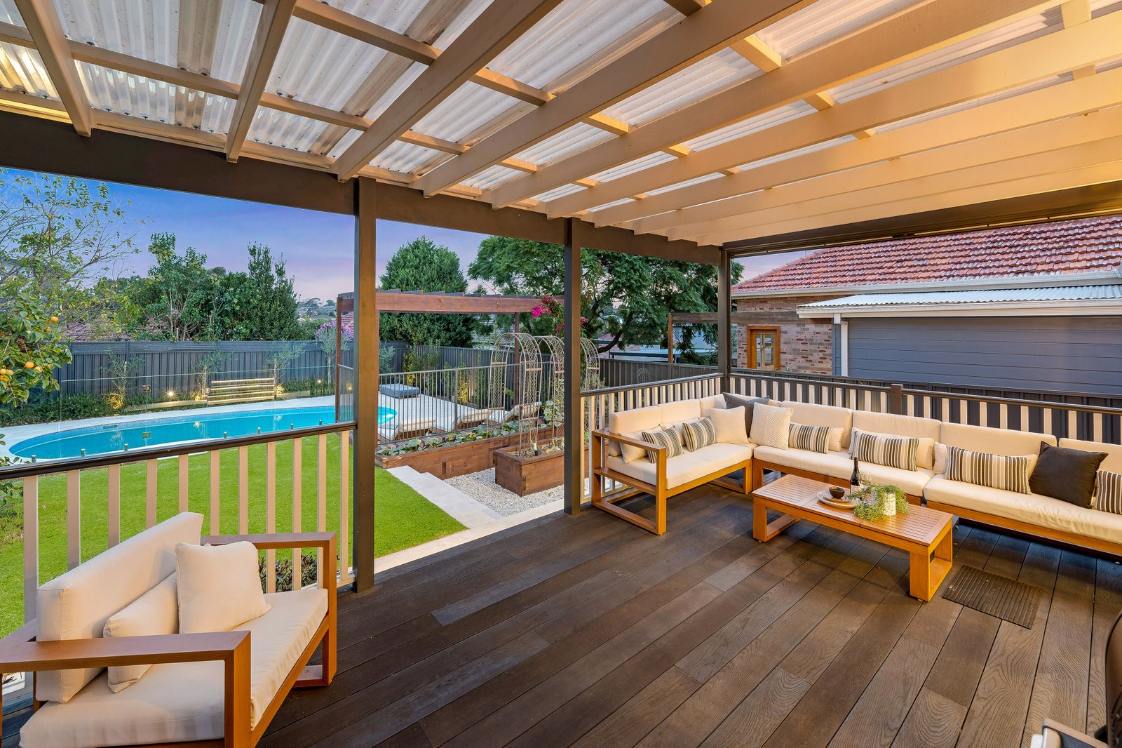 19 Kinsel Avenue KINGSGROVE 11