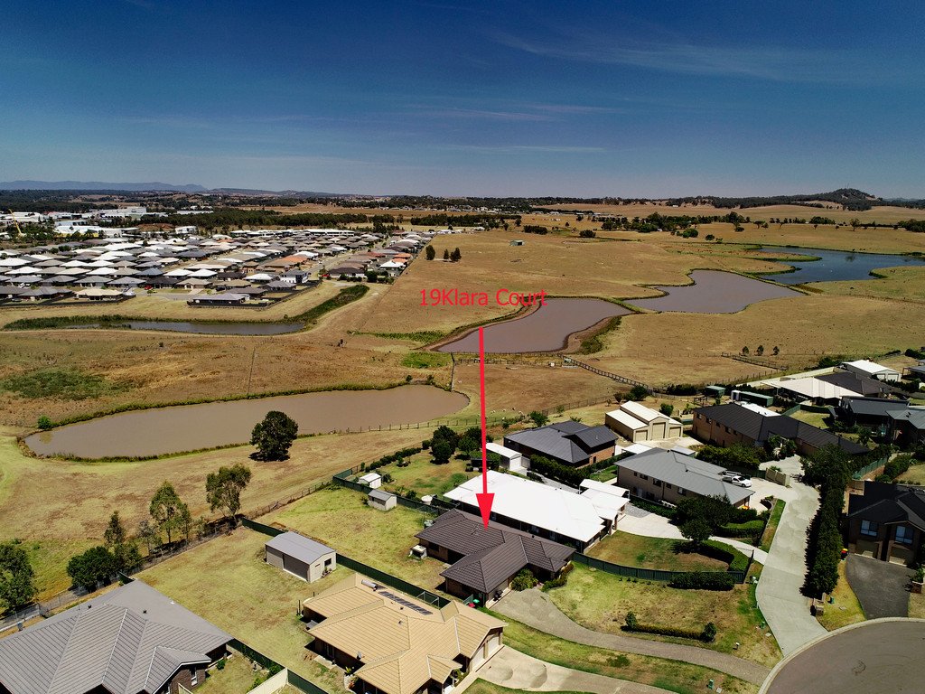 19 Klara Court RUTHERFORD 1
