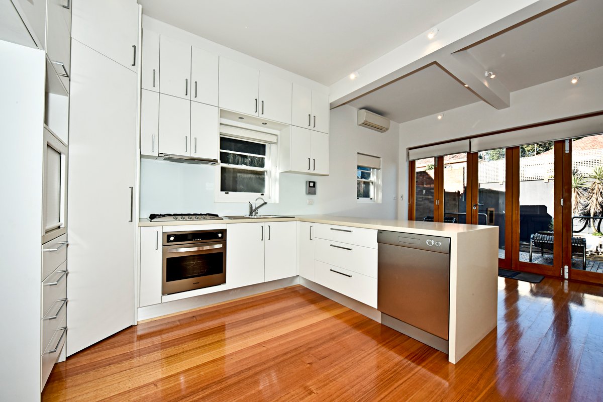 Gallery: 19 Lalbert Crescent