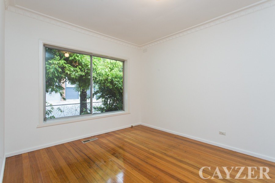 Gallery: 19 Lalor Street