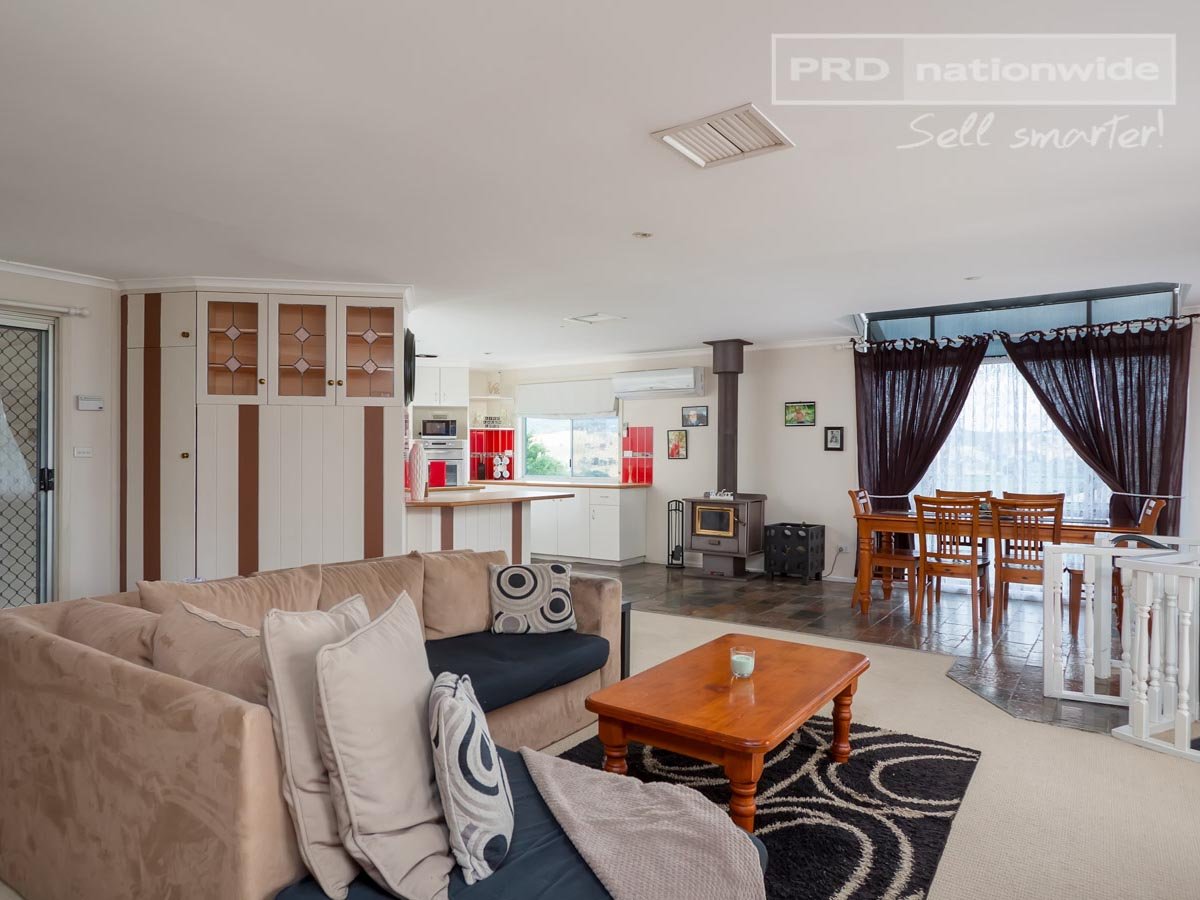 19 Lambie Street TUMUT 2