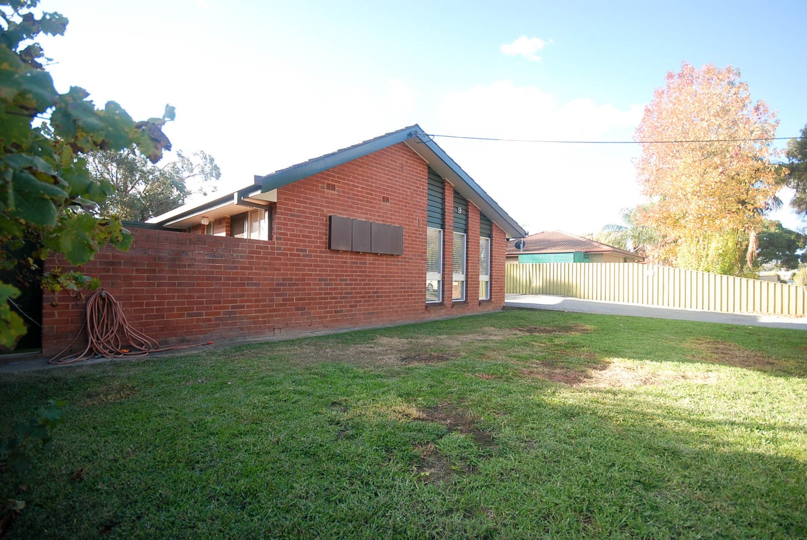 1/9 Lampe Avenue WAGGA WAGGA 1