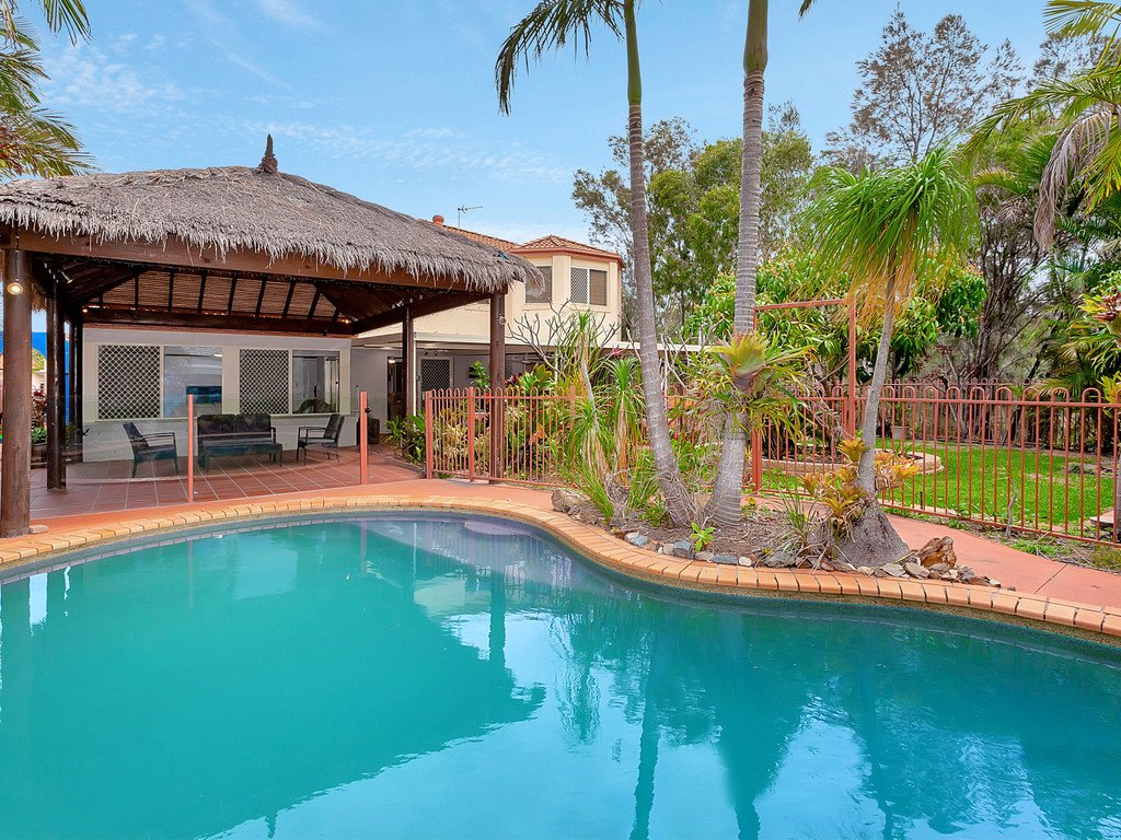 19 Lanai Drive BURLEIGH WATERS 1