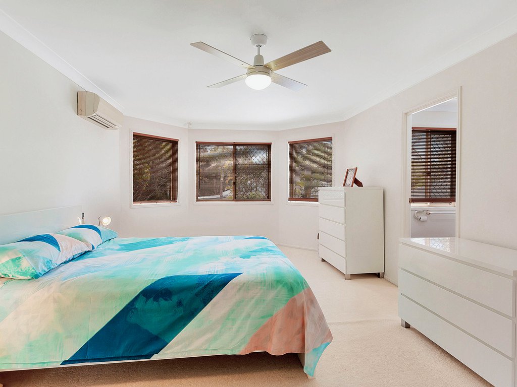 19 Lanai Drive BURLEIGH WATERS 7