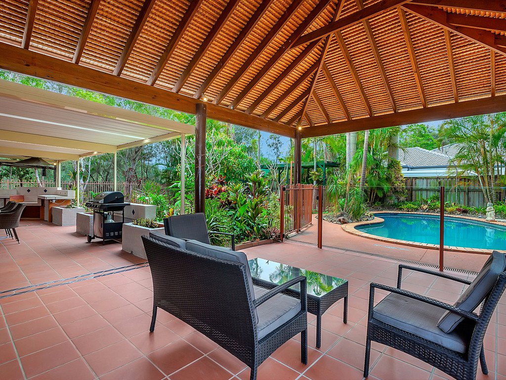 19 Lanai Drive BURLEIGH WATERS 15
