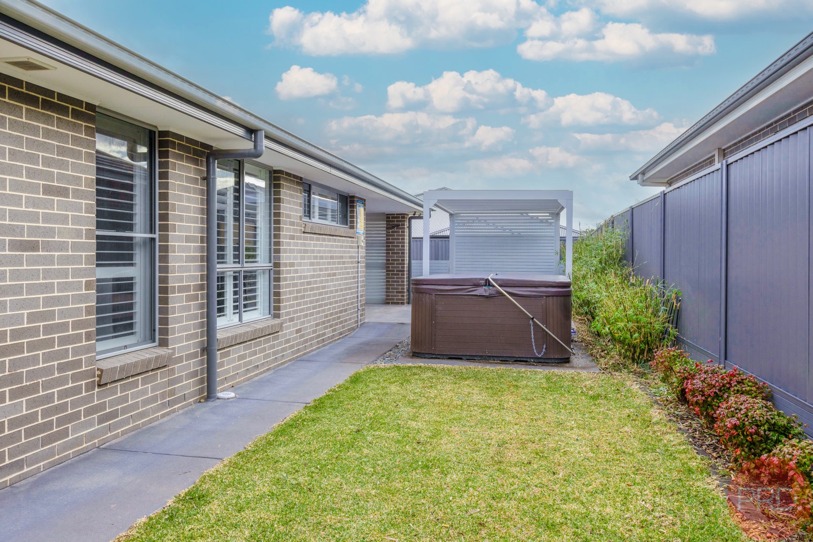 19 Lancaster Street THORNTON 21