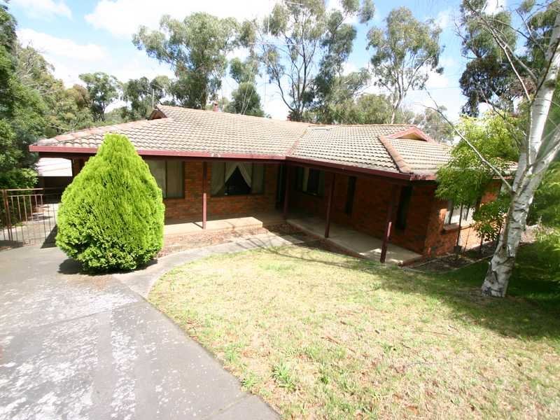 19 Landale Avenue MOUNT CLEAR 1