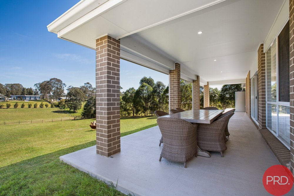 19 Lang Drive BOLWARRA HEIGHTS 12