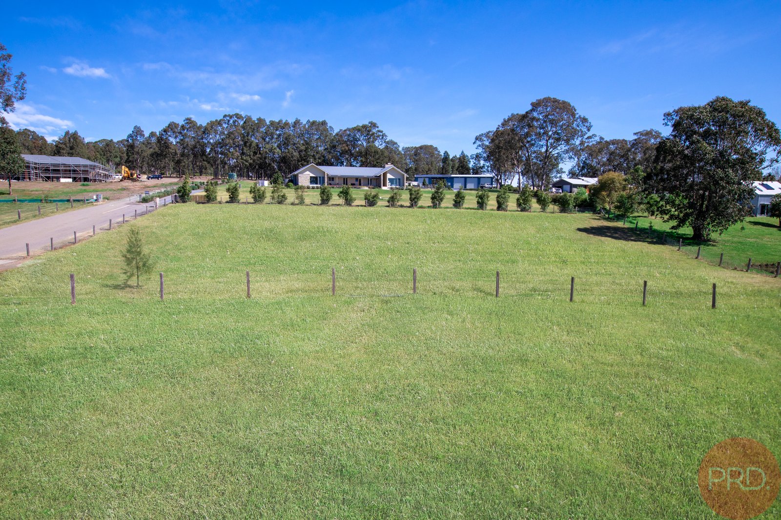 19 Lang Drive BOLWARRA HEIGHTS 21