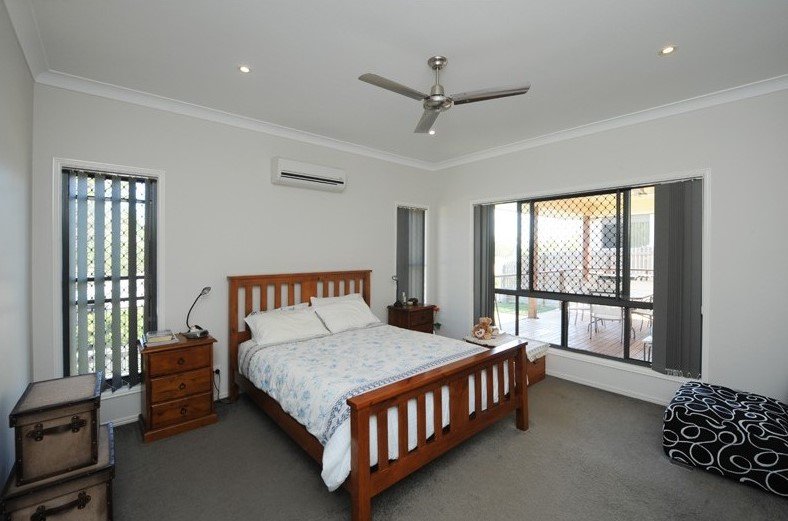 19 Larcom Rise WEST GLADSTONE 10