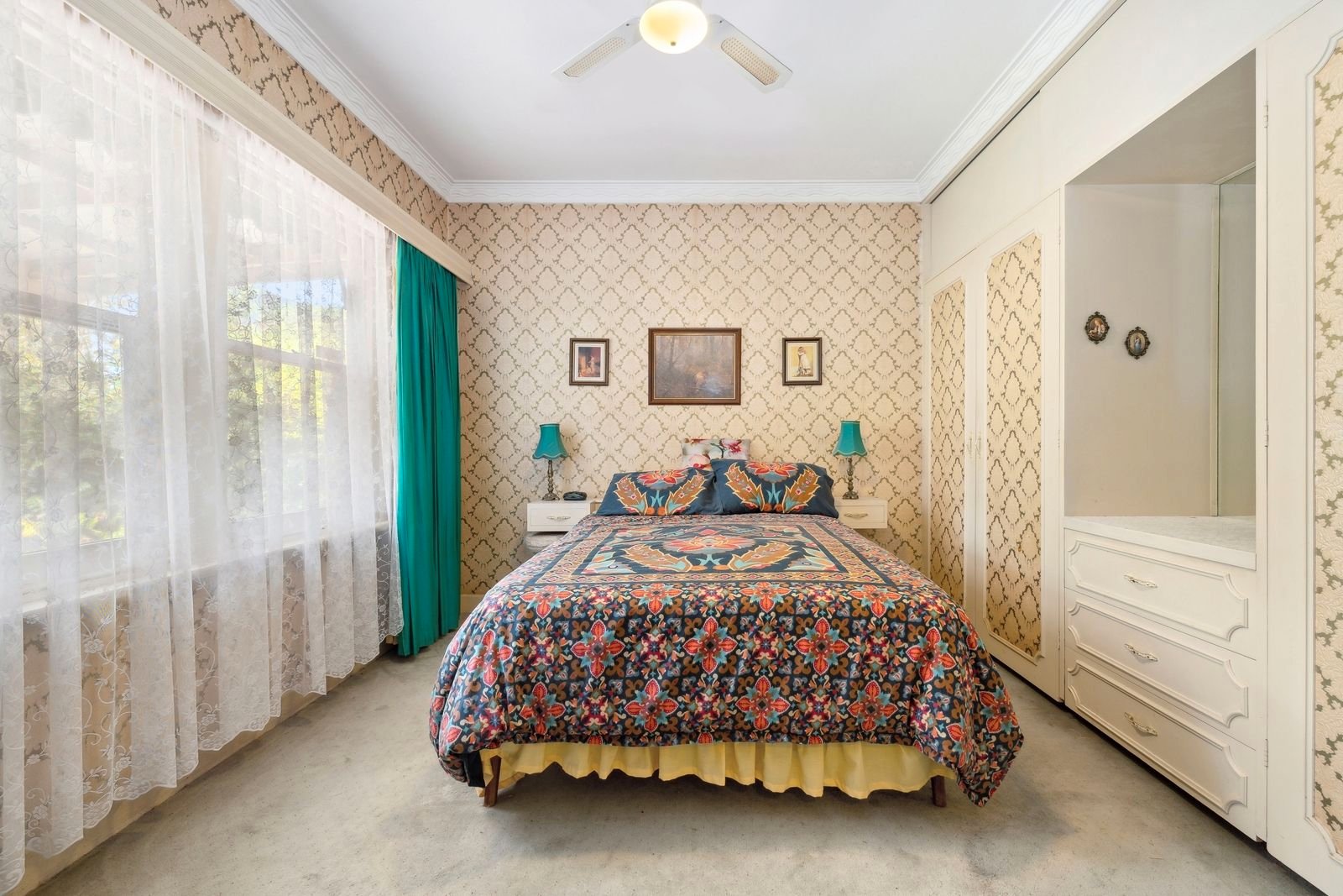 Gallery: 19 Laura Street