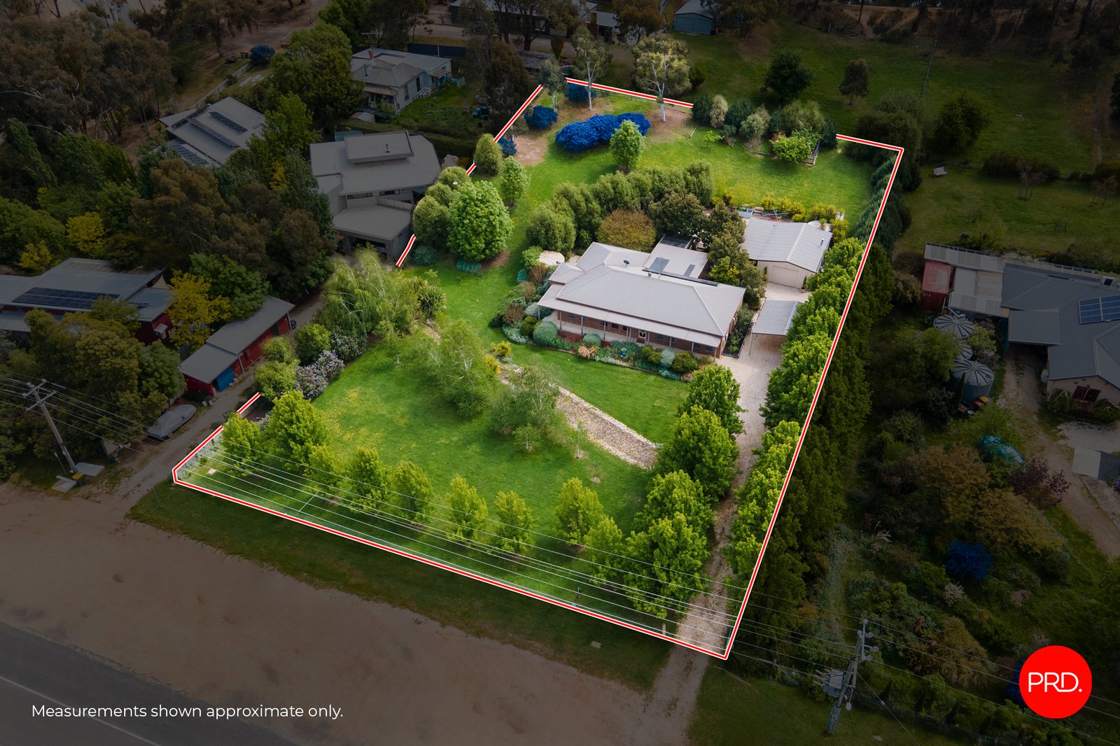 19 Lawson Parade CASTLEMAINE 3