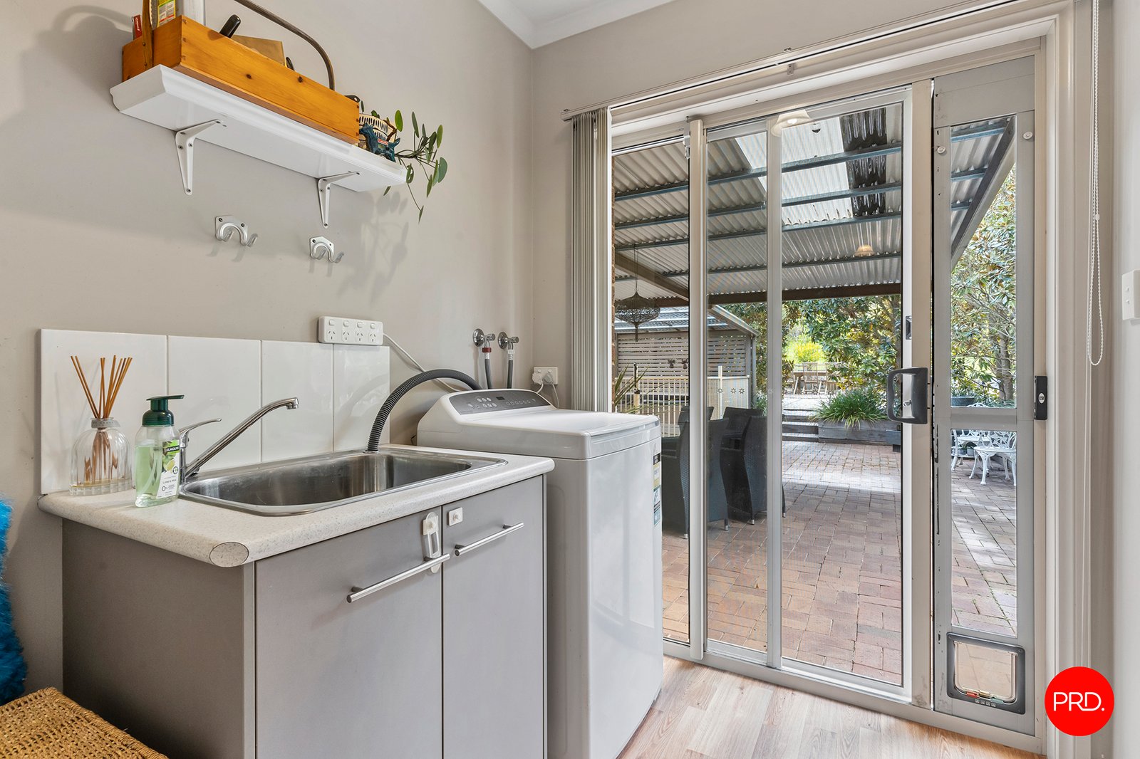 19 Lawson Parade CASTLEMAINE 16