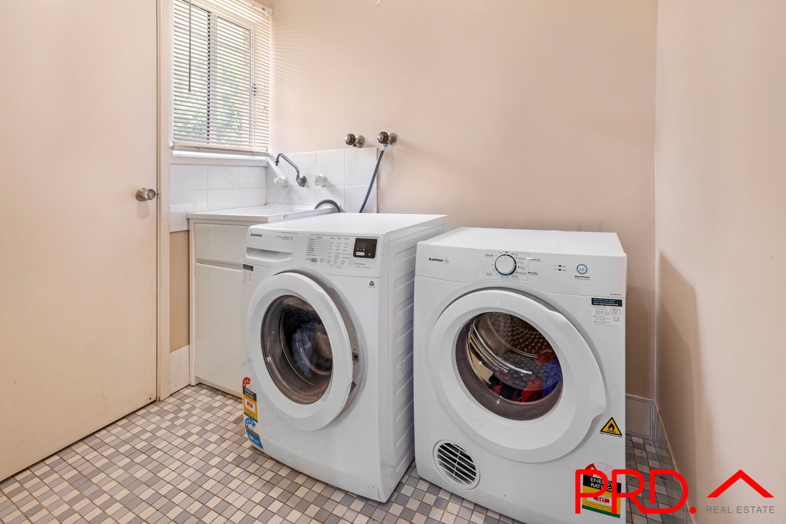 19 Lawson Place TAMWORTH 10