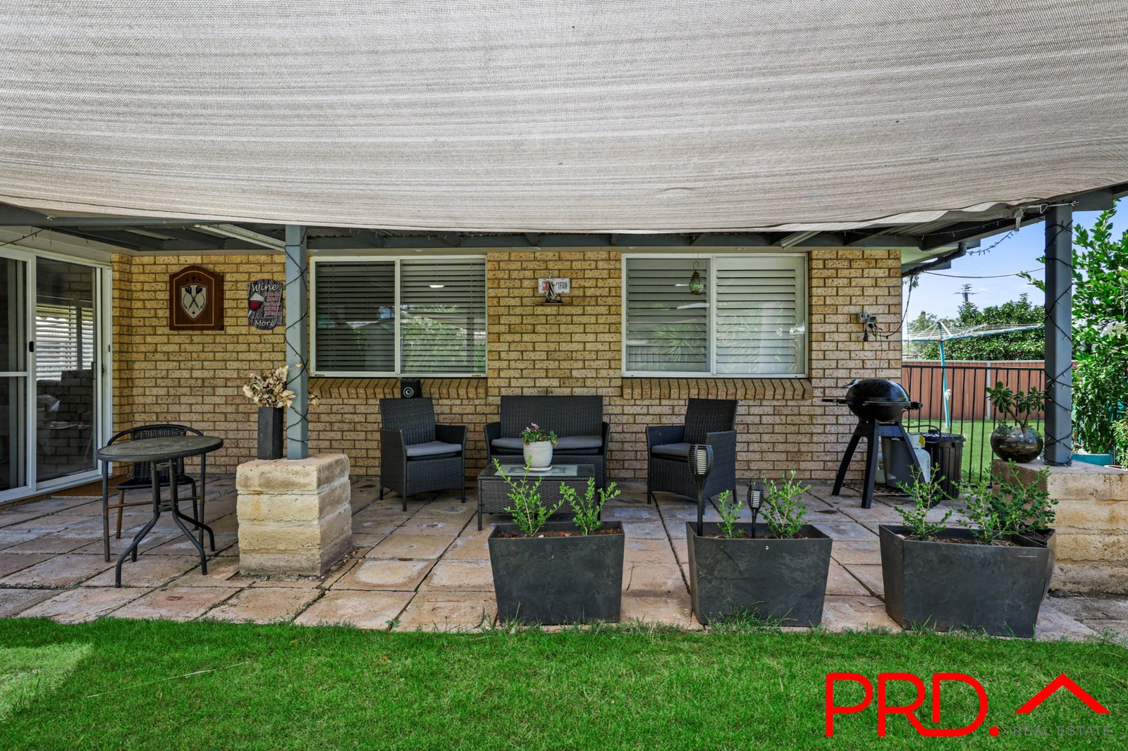 19 Lawson Place TAMWORTH 12