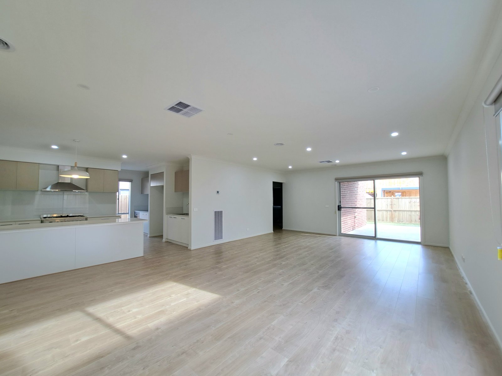 Gallery: 19 Leafy Street