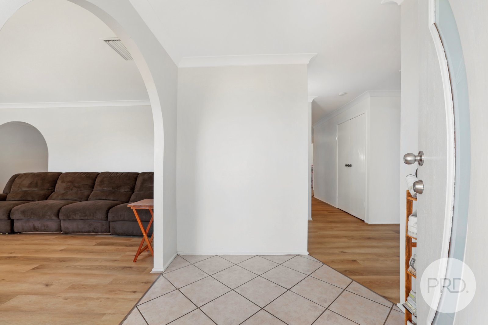 19 Lemon Gums Drive TAMWORTH 4