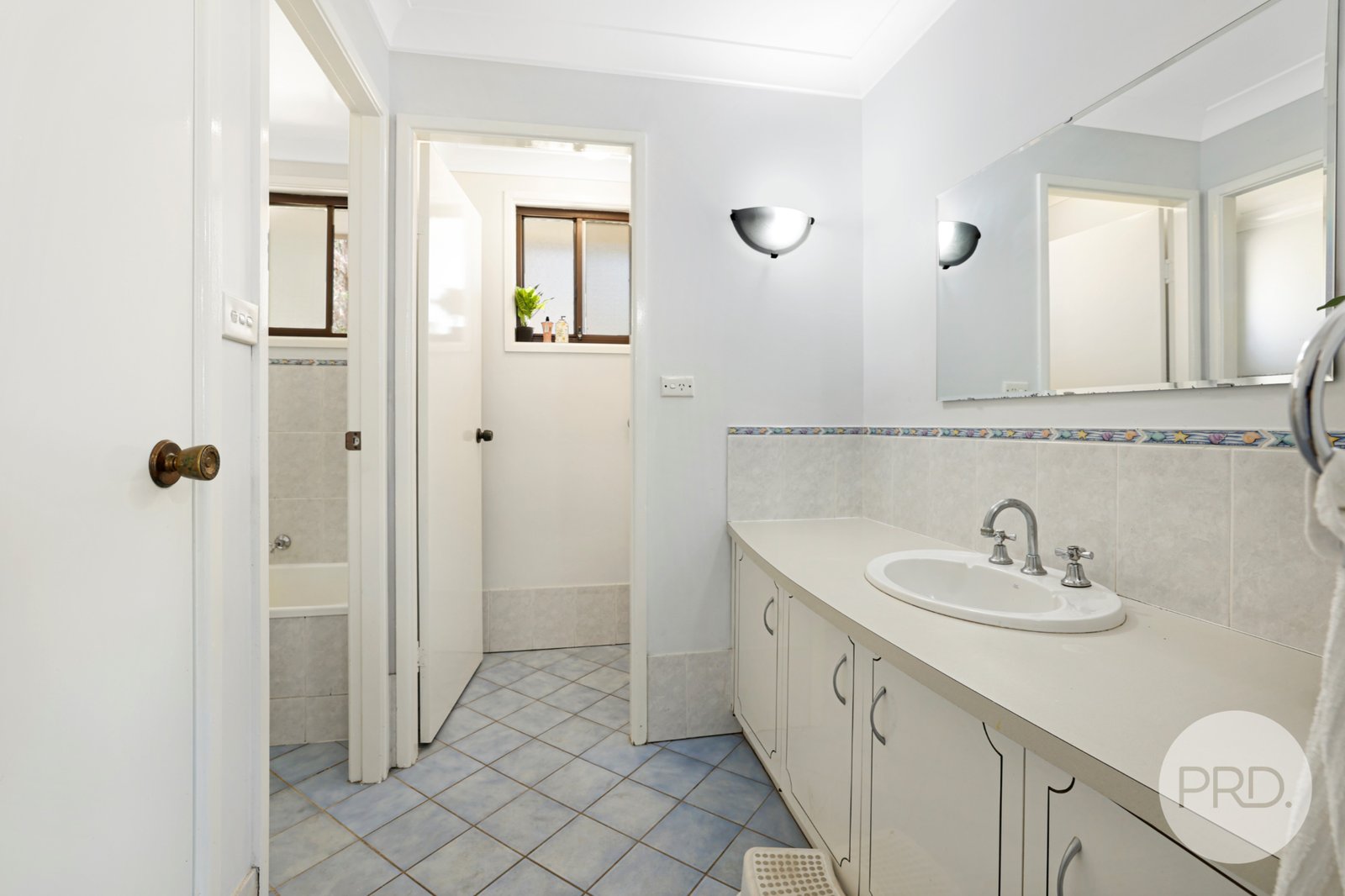 19 Lemon Gums Drive TAMWORTH 13