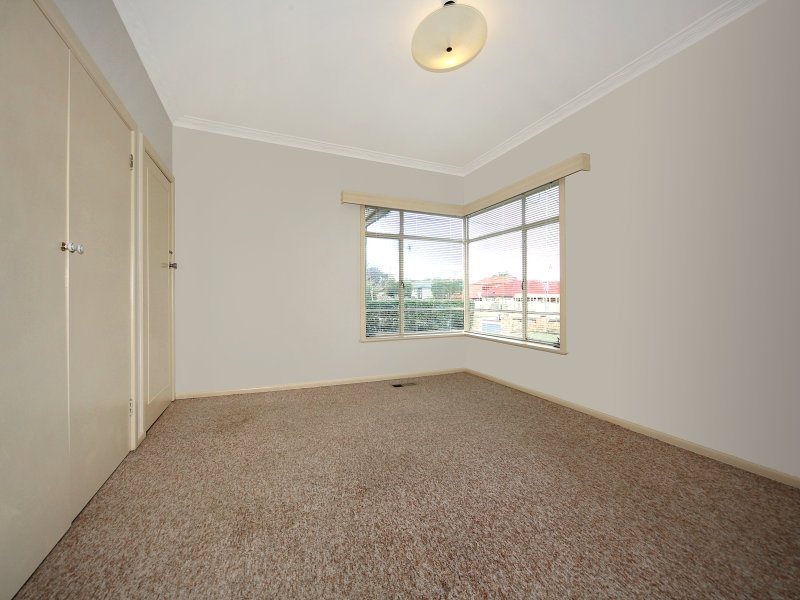 Gallery: 19 Leonie Avenue