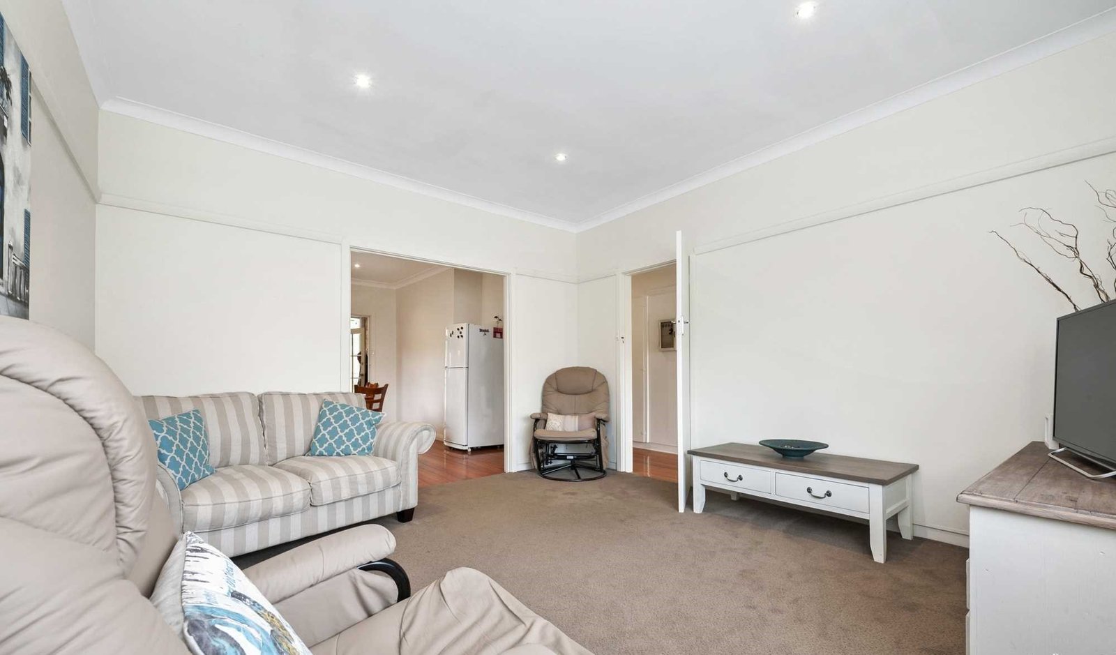Gallery: 19 Lilley Street