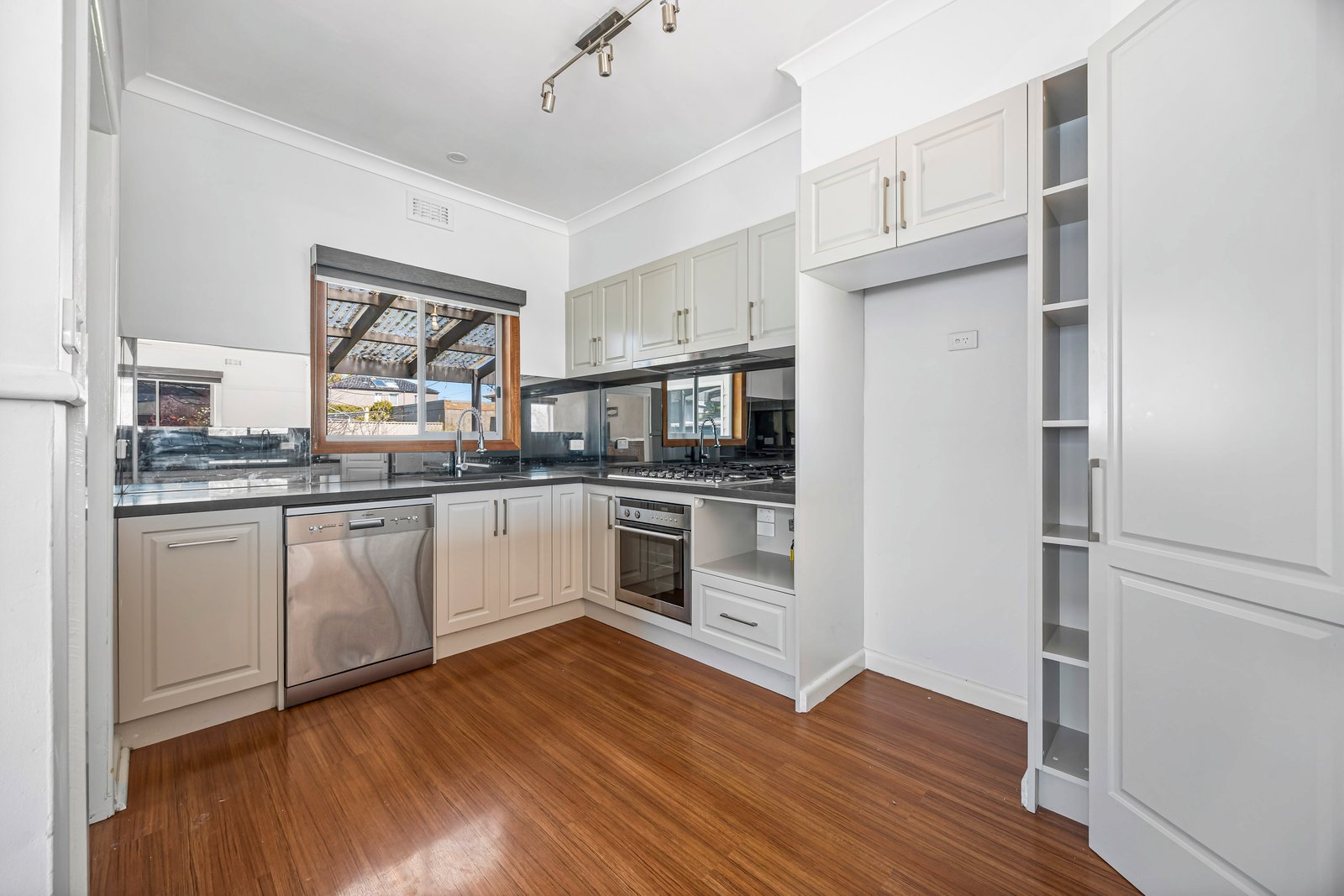 Gallery: 19 Linden Avenue