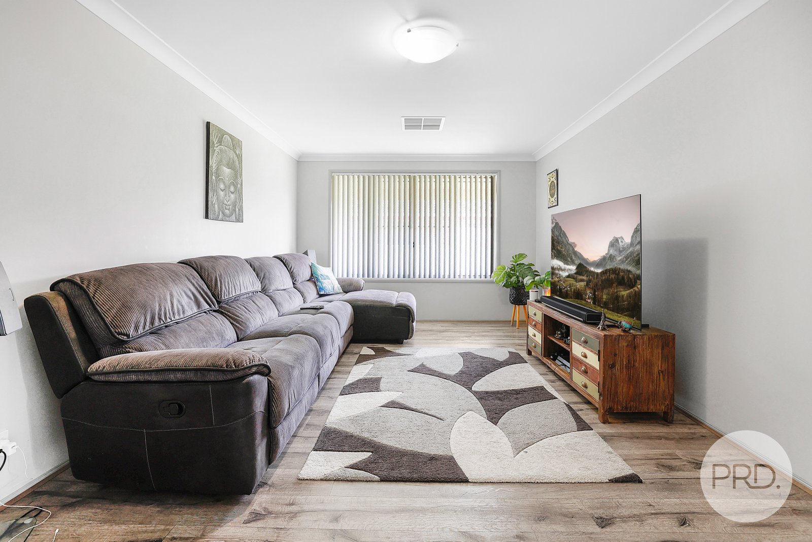 19 Lindsay Road TAMWORTH 4