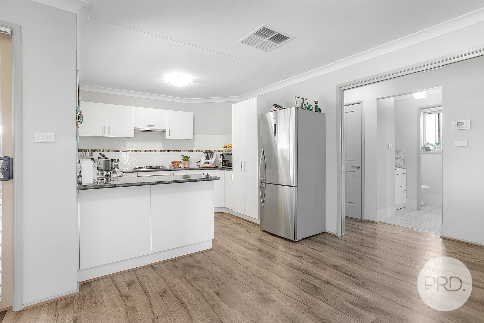 19 Lindsay Road TAMWORTH 7