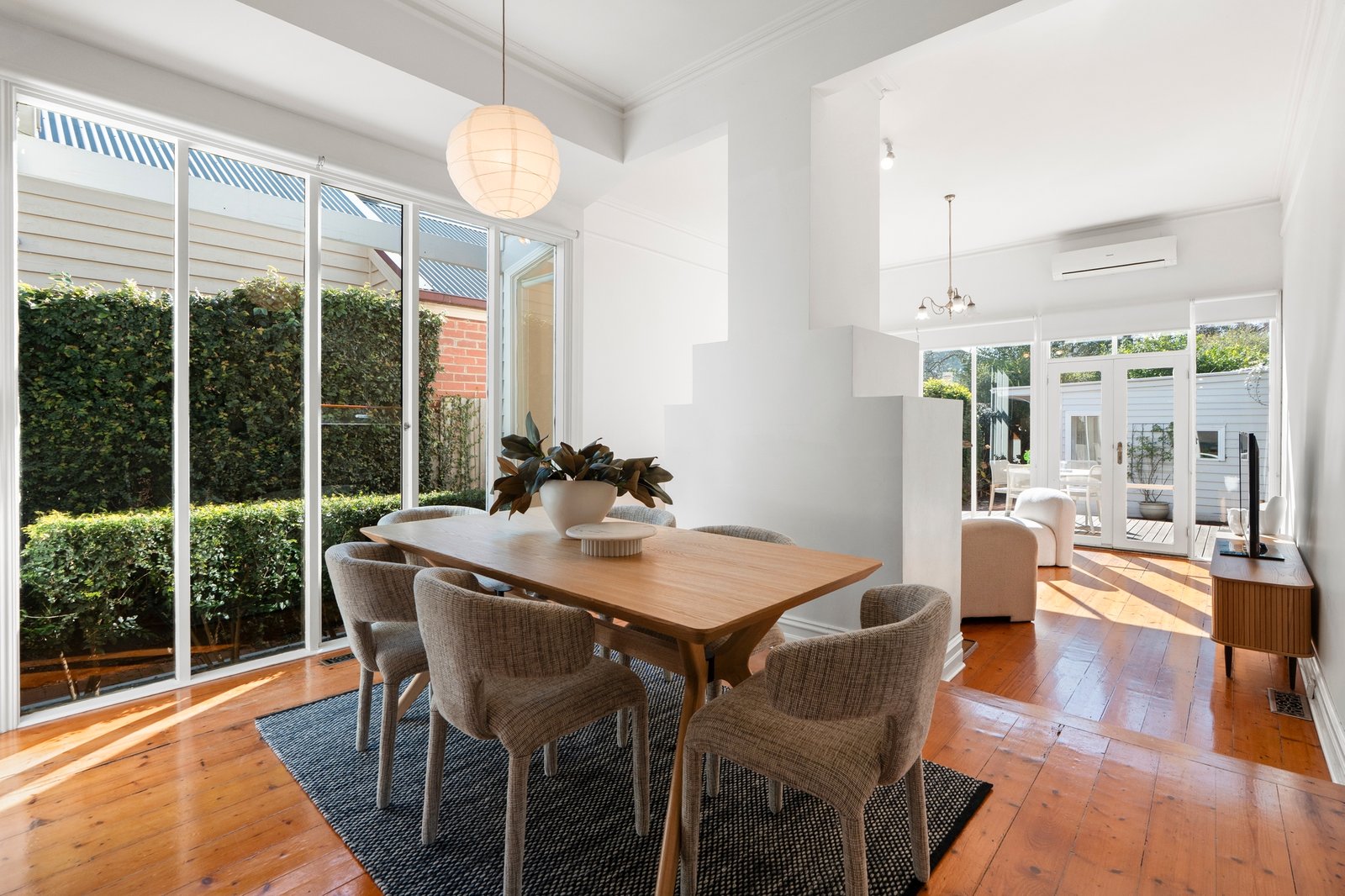 Gallery: 19 Lingwell Road