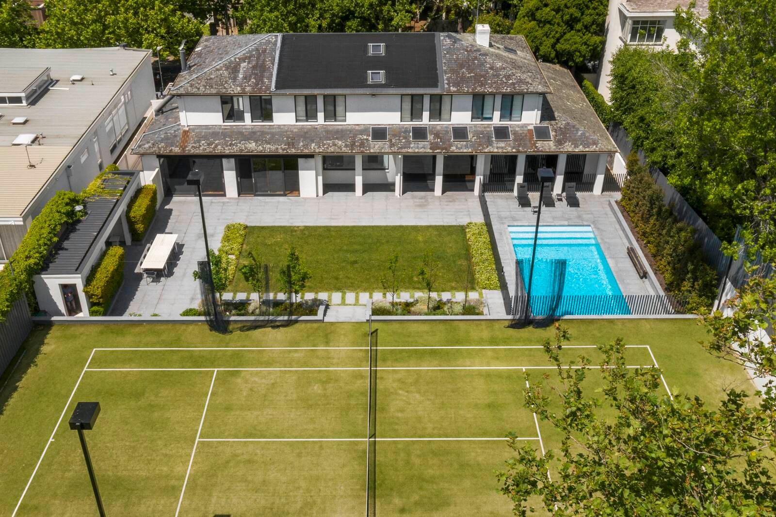 Real Estate and Property in 19 Linlithgow Road, Toorak, VIC