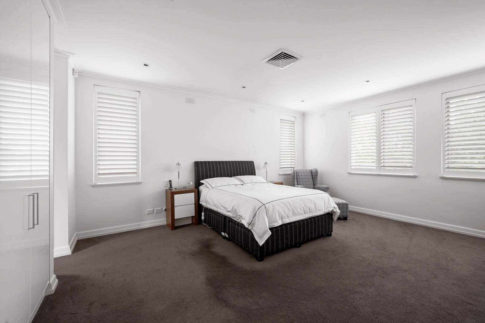 Real Estate and Property in 19 Linlithgow Road, Toorak, VIC