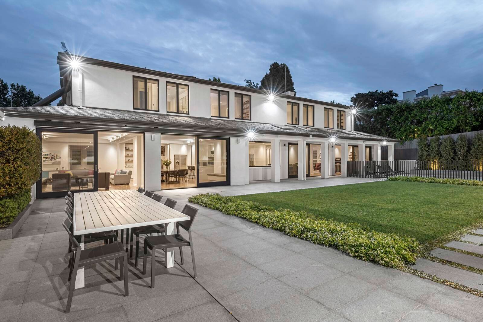 Real Estate and Property in 19 Linlithgow Road, Toorak, VIC