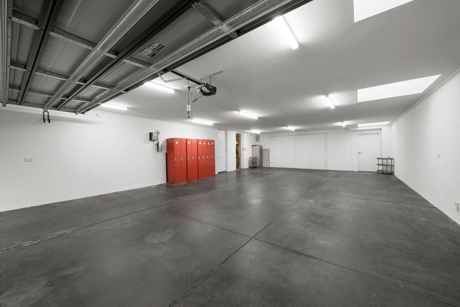 Real Estate and Property in 19 Linlithgow Road, Toorak, VIC