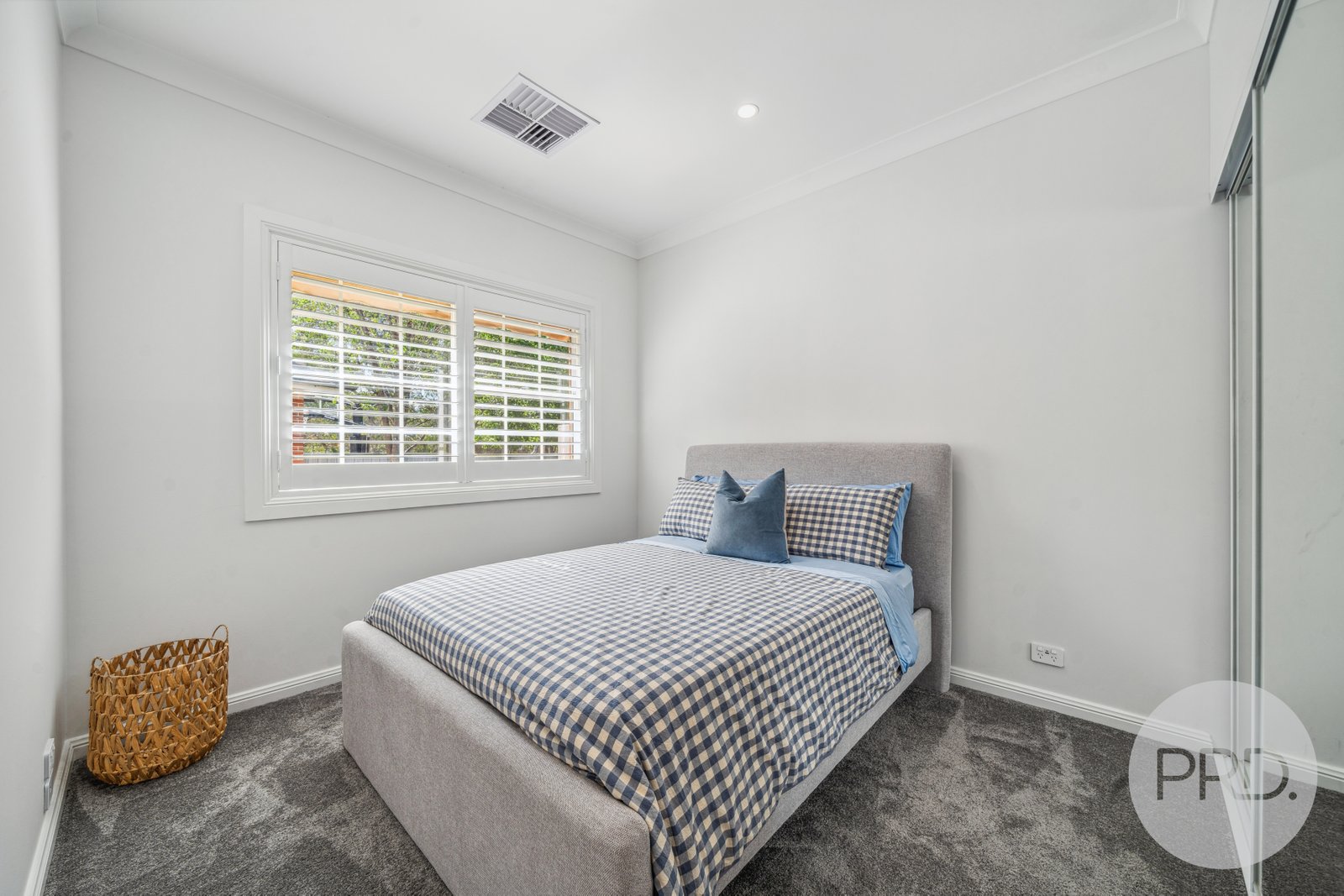 19 Lloyd Road SPRINGVALE 24