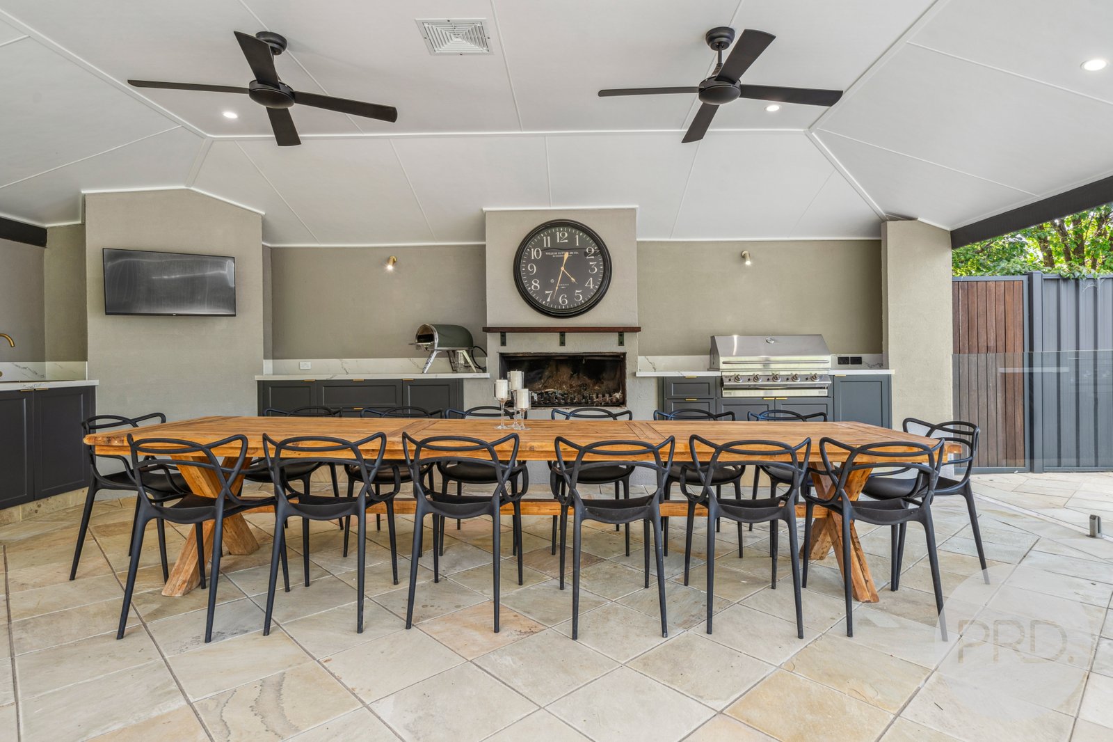 19 Lloyd Road SPRINGVALE 32