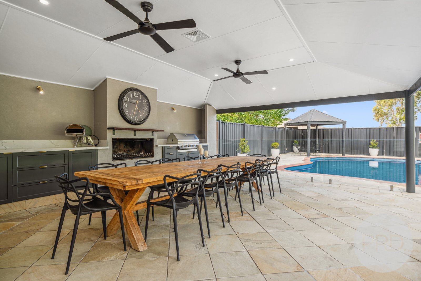 19 Lloyd Road SPRINGVALE 33