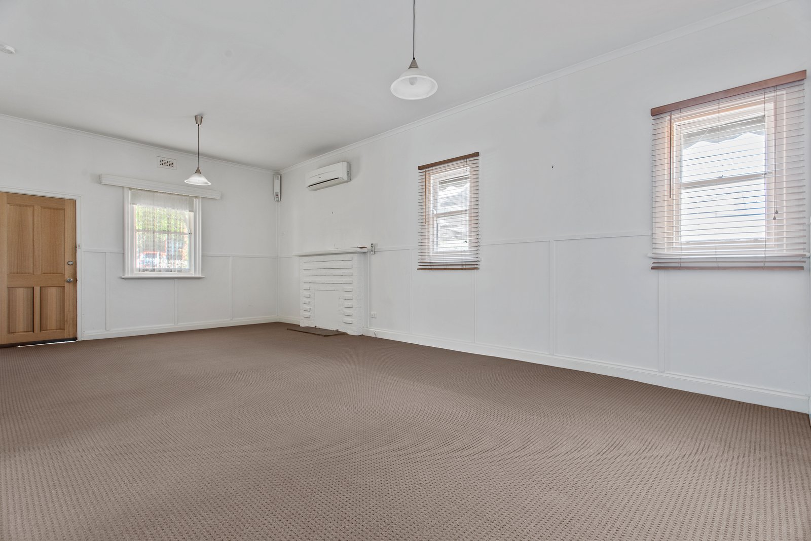 19 Lobb Street NORTH BENDIGO 7