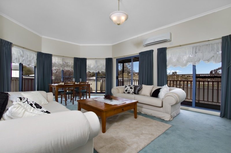 19 Lobb Street NORTH BENDIGO 6