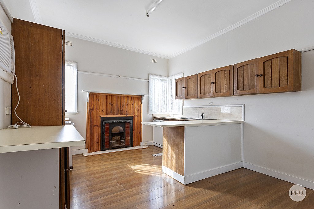 19 Lowe Street KANGAROO FLAT 3
