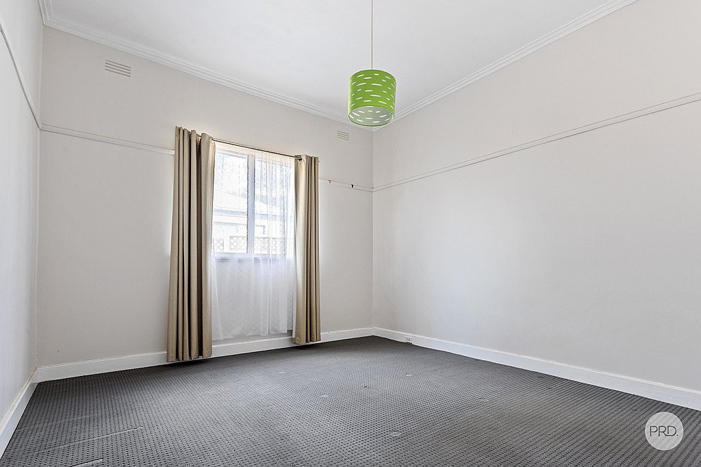 19 Lowe Street KANGAROO FLAT 5