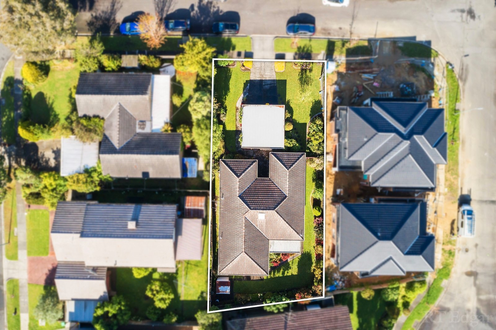 Real Estate and Property in 19 Loxley Court, Doncaster East, VIC