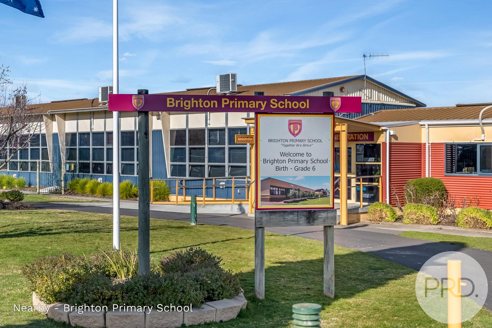 1/9 Lucas Place BRIGHTON 16