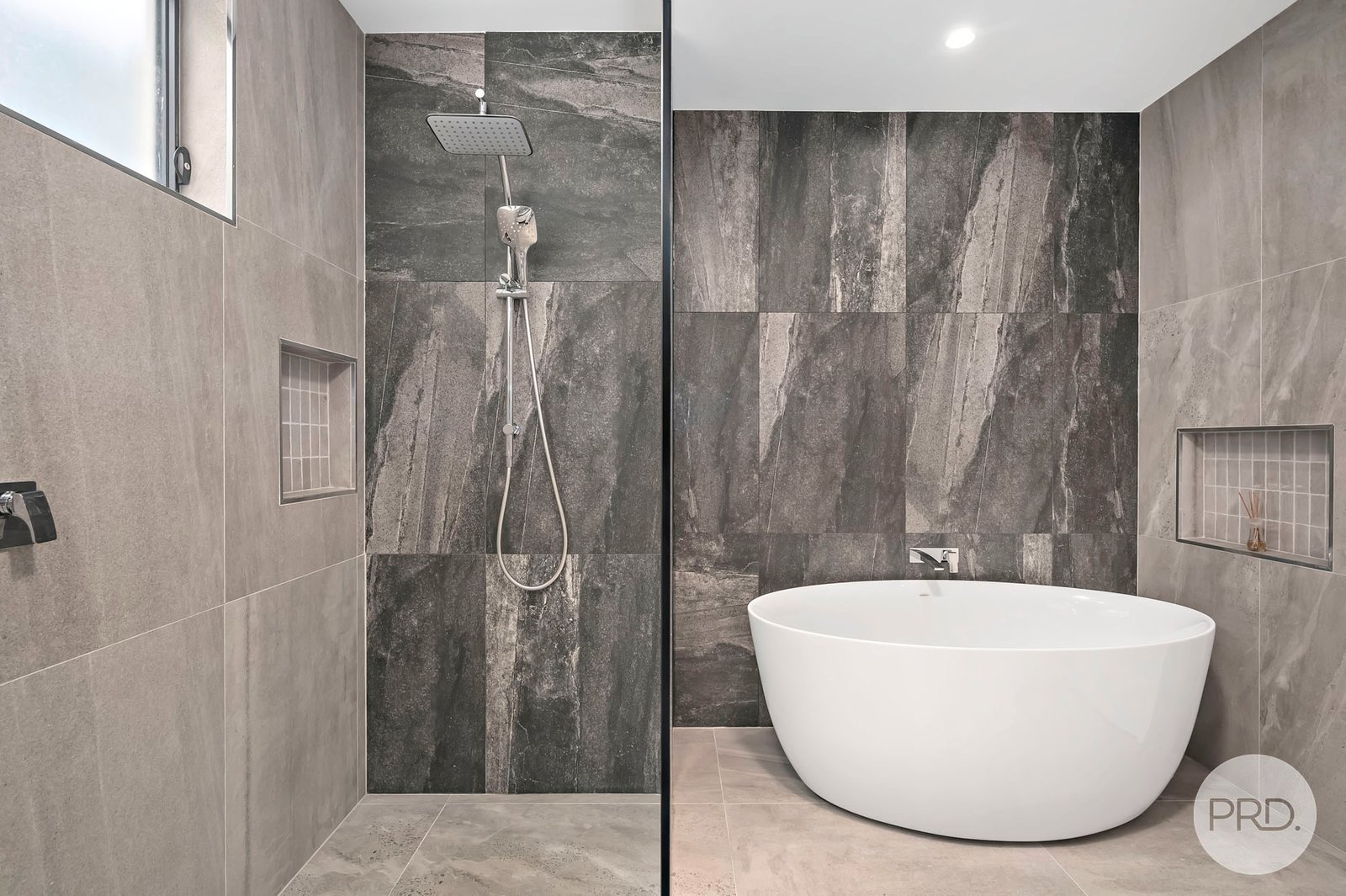 19 Manung Terrace CORLETTE 15