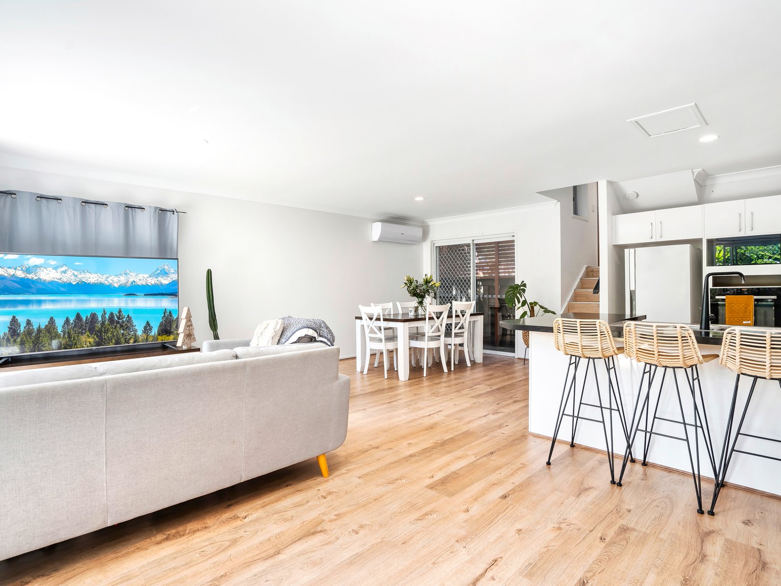 1/9 Maranta Street ELANORA 2