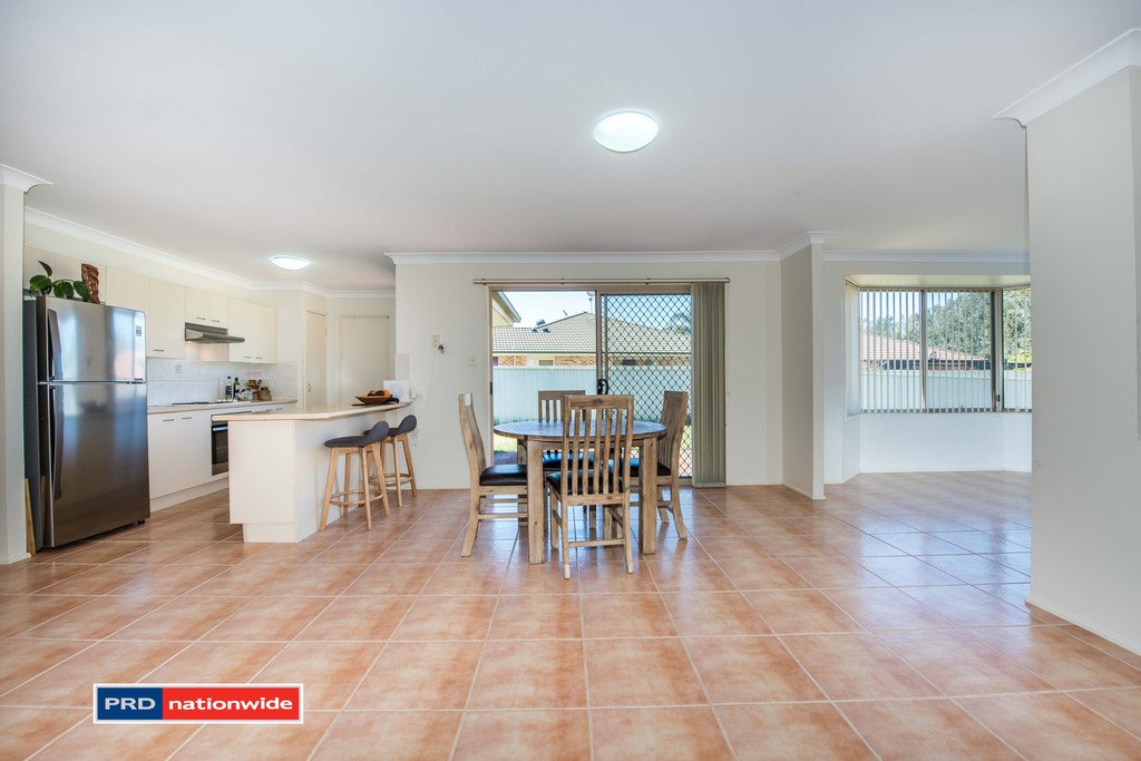 19 Mariner Crescent SALAMANDER BAY 7
